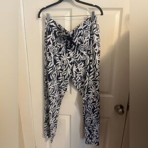 Lilly Pulitzer Lillabeth Joggers, Size L